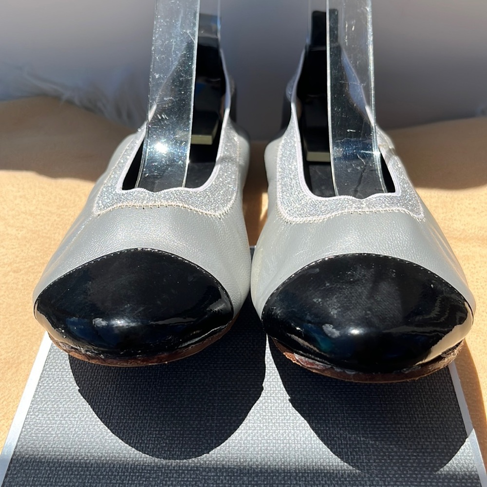 Authentic Chanel Silver Lambskin/Black Patent Leather Elastic Ballet Flats Shoes - Picture 6 of 16